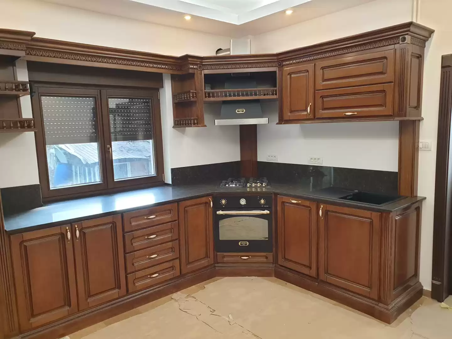 Bucătărie lemn masiv, model 5, Veneția