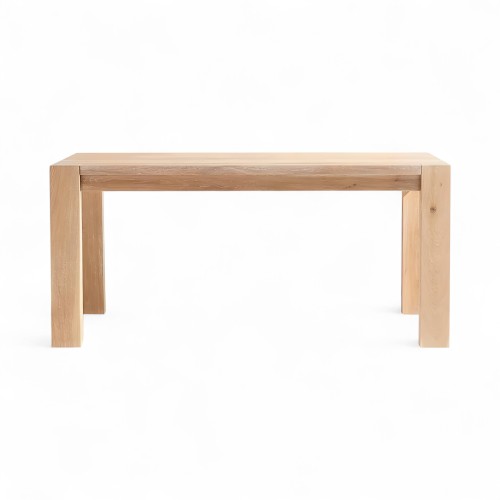 Masa Edges 1650 din stejar masiv – eleganță naturală și durabilitate autentică Masa Edges 1650 din stejar masiv – eleganță naturală și durabilitate autentică